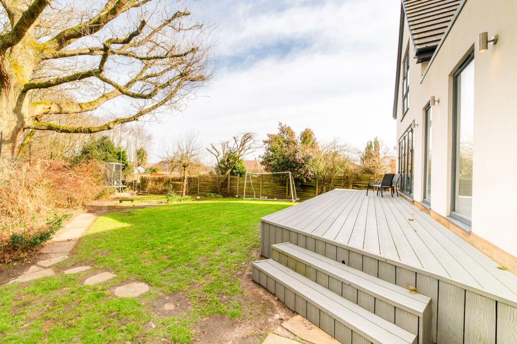 House in St Helens, Liverpool City Region - View 5