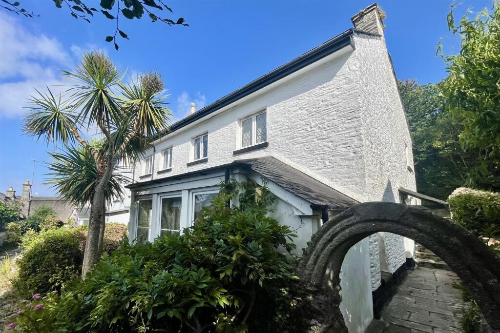 Main image of property: Newton Ferrers, Devon, PL8
