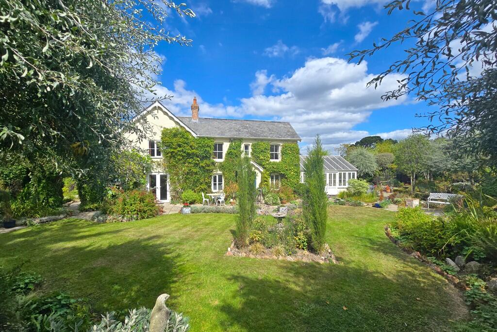 Main image of property: Upper Common Road, Pennington, Lymington, Hampshire