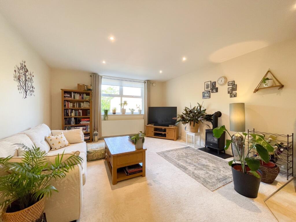 Apartment in Gravesham, Rosherville, Perry Street - View 2