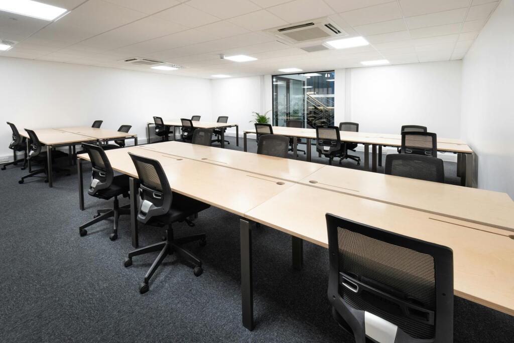 OM interior office.jpg