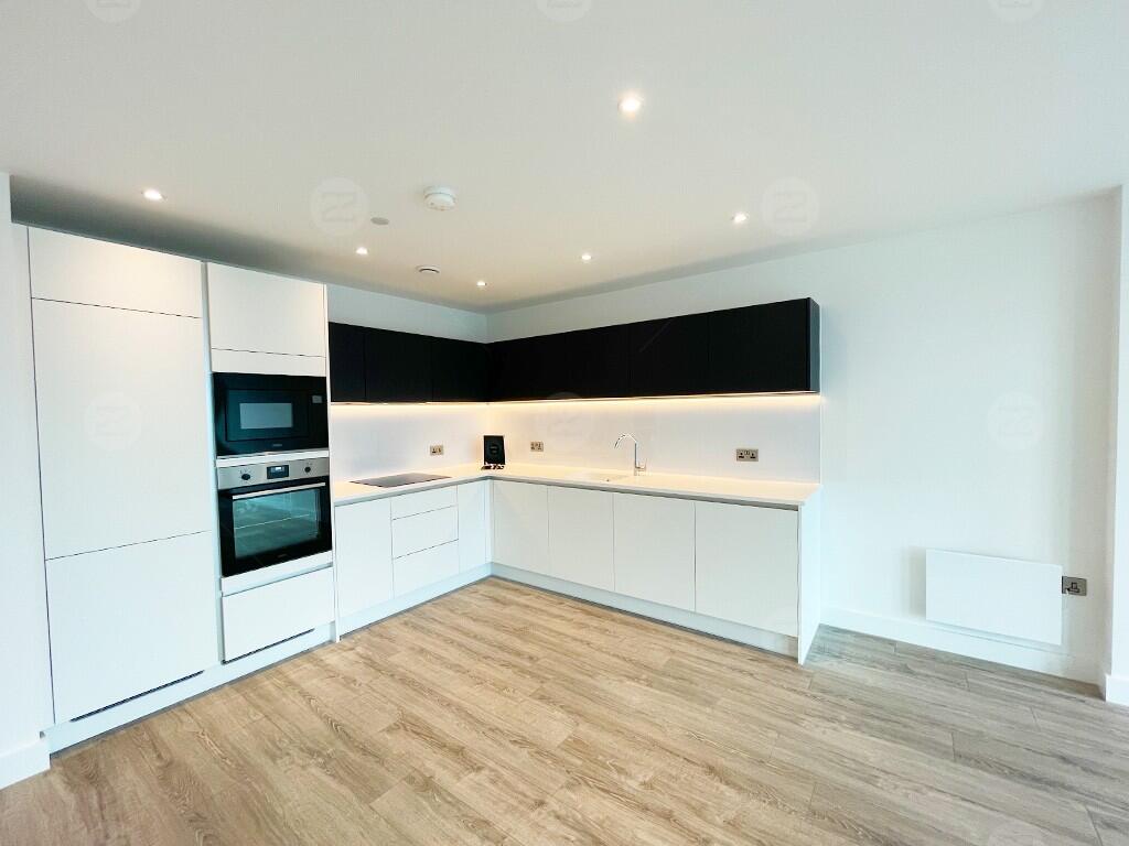 43rd Floor, Three60, Silvercroft Street, Manchester, Greater Manchester, M15 photo 5
