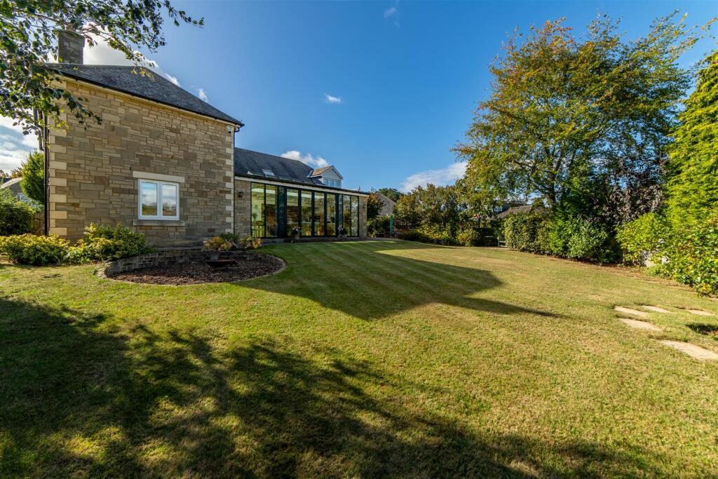 Meadow Court, Darras Hall, NE20 photo 2