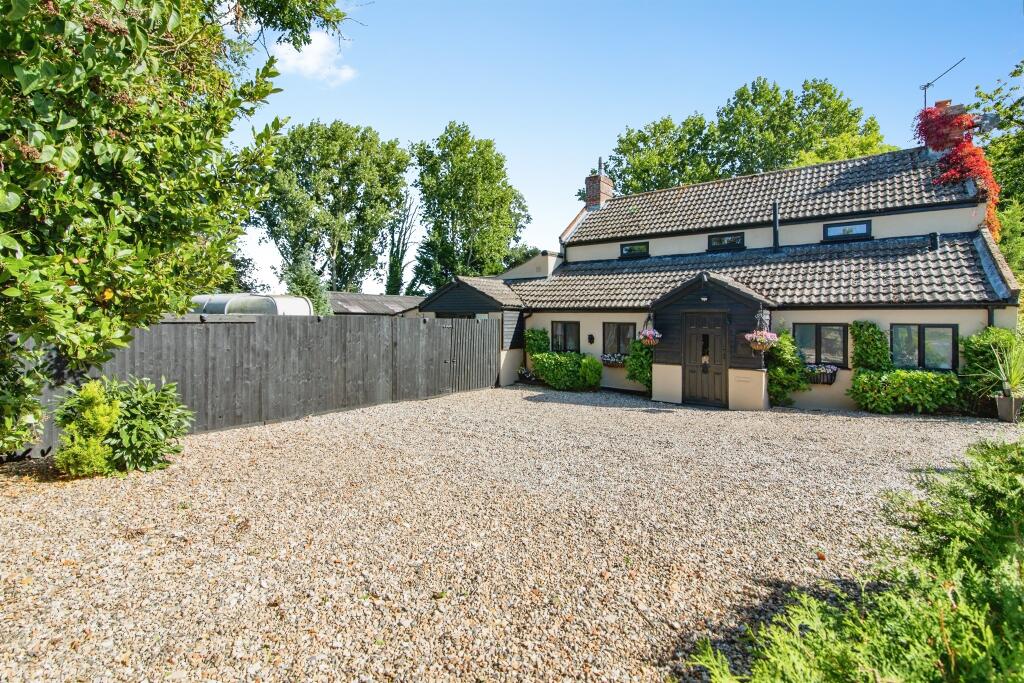 House in South Norfolk, Norton Subcourse