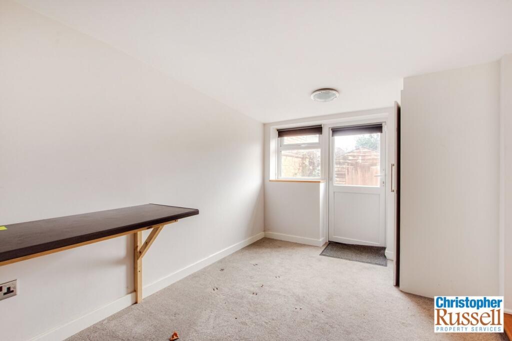 House in Sidcup, The Hollies, Blackfen - View 4
