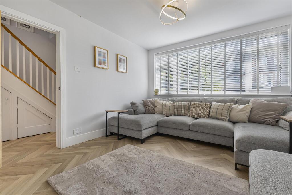 House in Tonbridge - View 3