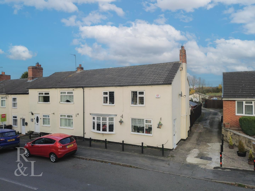 3-bed terraced on Moira Road, Donisthorpe, £320,000
