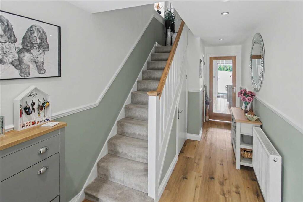 House in Broxtowe, Eastwood - View 2