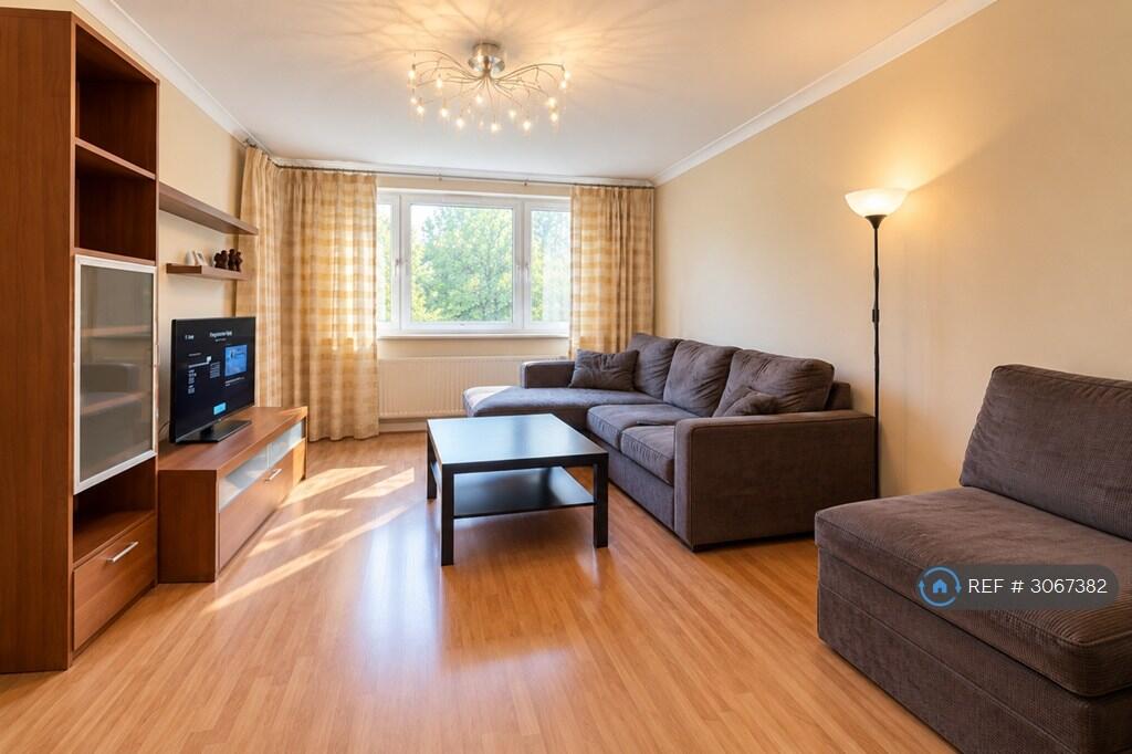 Apartment in London - View 2