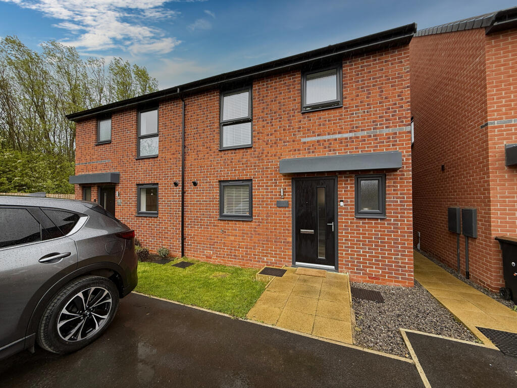 3-bed semi-detached on Honeysuckle Gardens, Redcar, North Yorkshire, £190,000