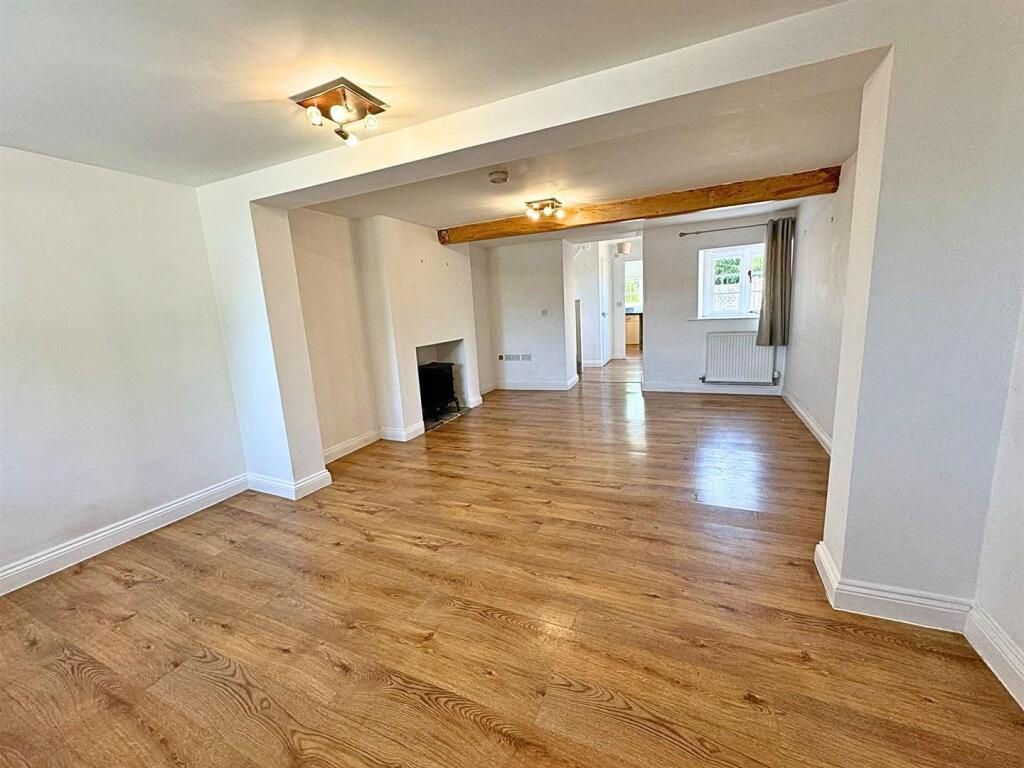 House in Lincoln, Washingborough - View 2