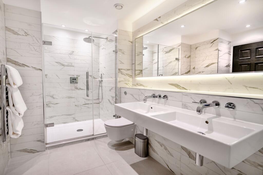 Apartment in London - More