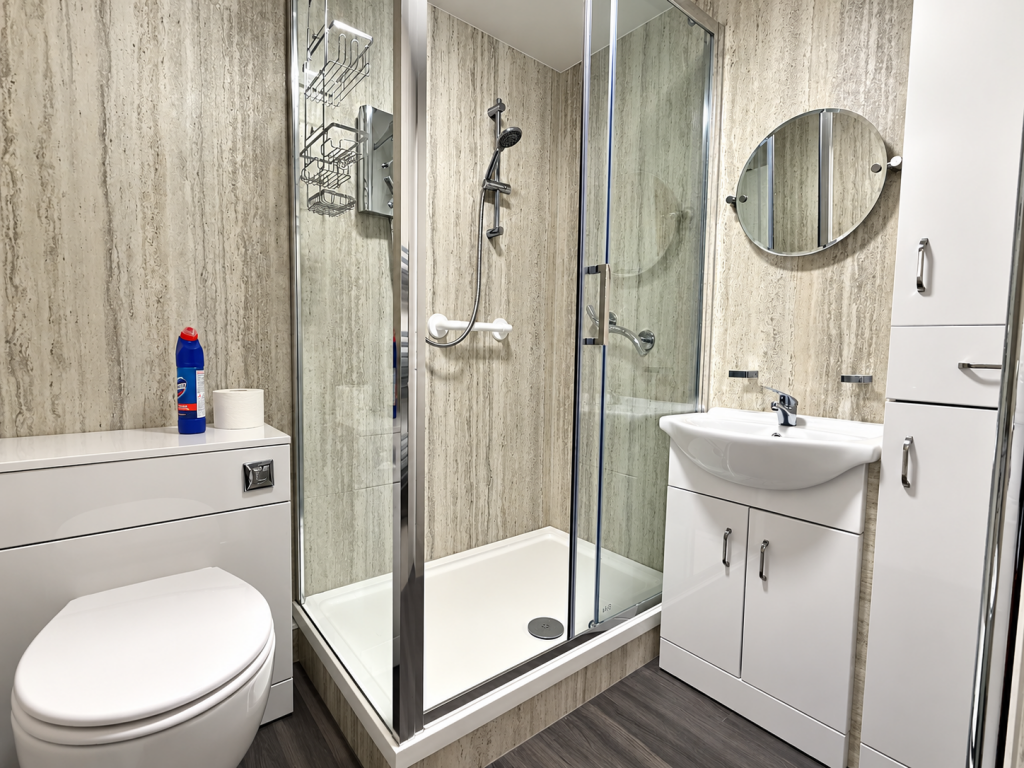Apartment in Stockport, Greater Manchester - View 5