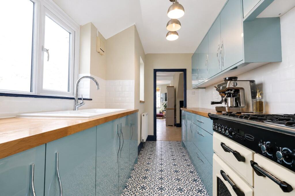 House in North Devon, Barnstaple - More
