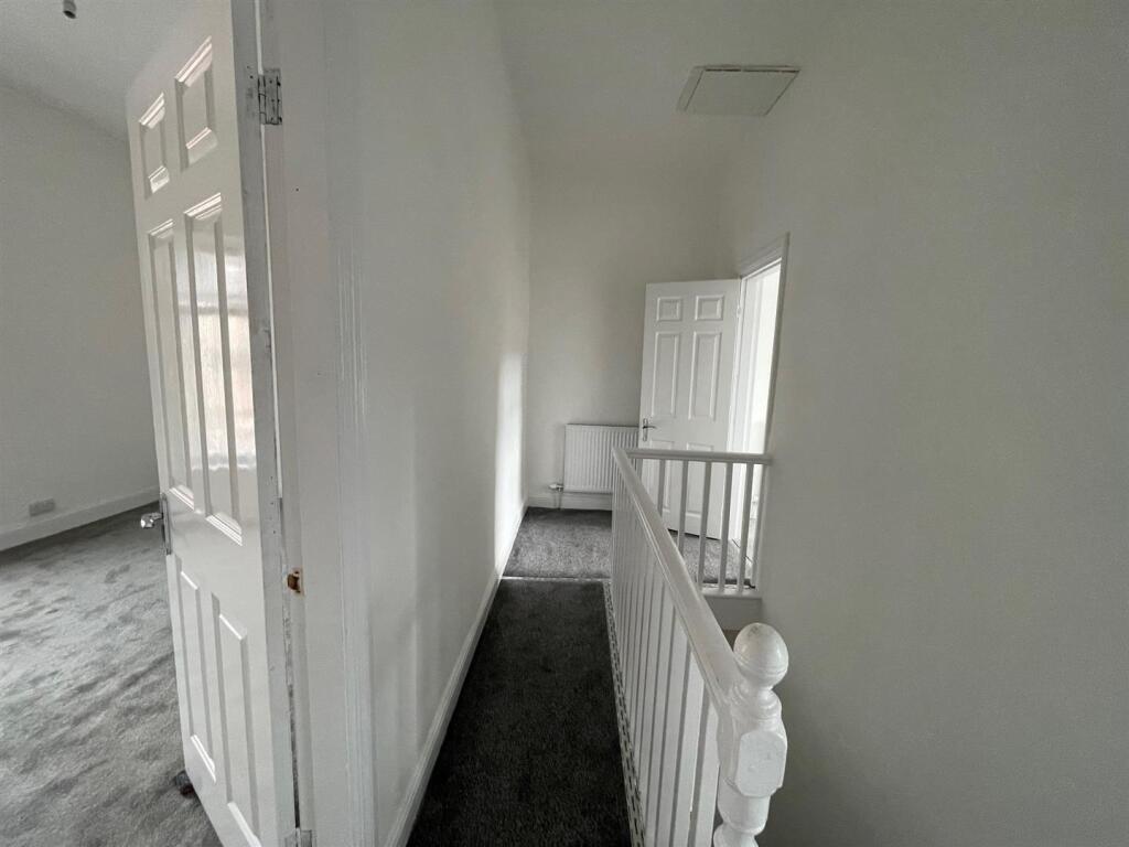 Fairhurst Street, Leigh photo 5