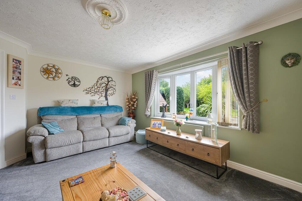 House in Peterborough - View 5