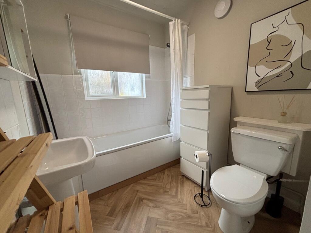 House in Portsmouth - View 5