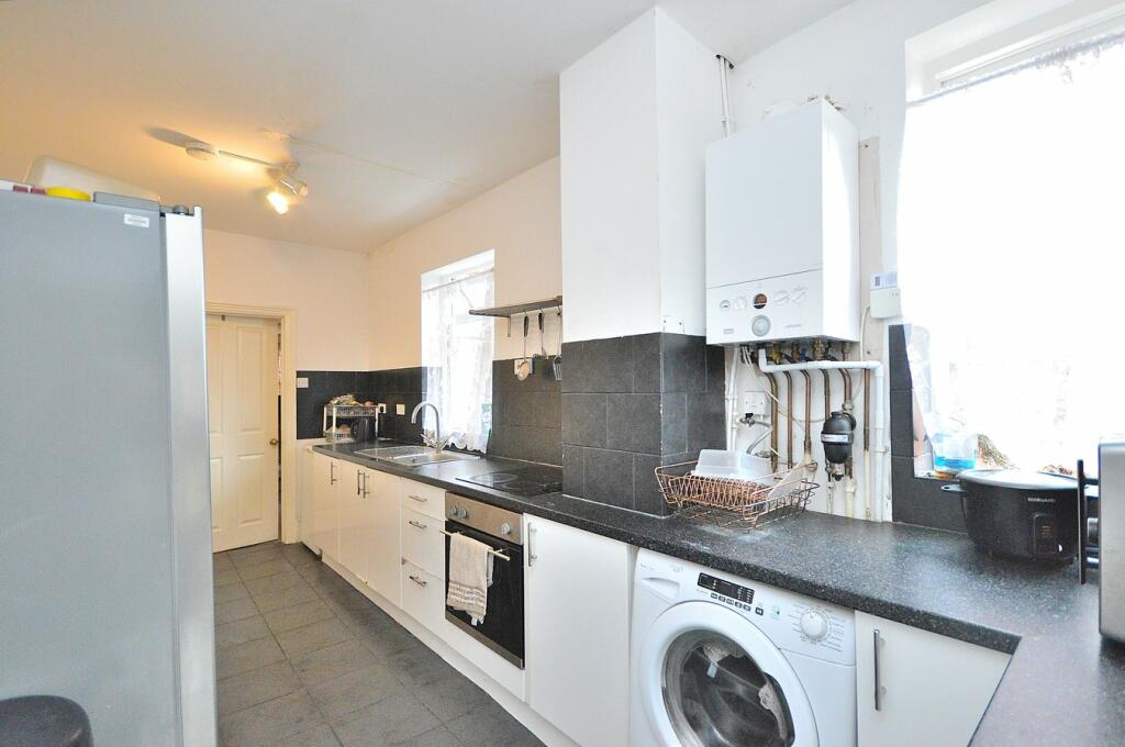 House in Northampton - View 5