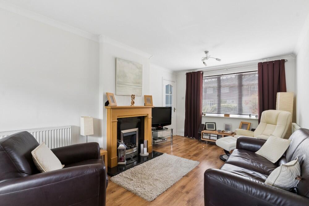 Jubilee Road, Stevenage, Hertfordshire, SG1 photo 3