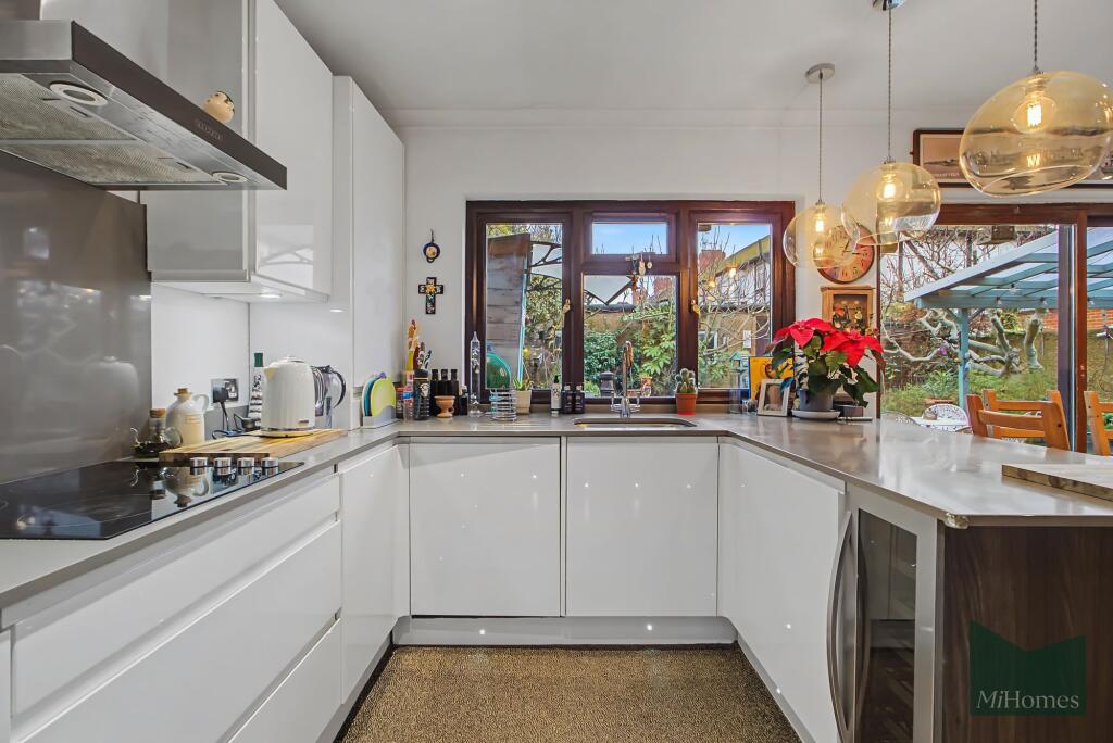 House in London - View 3