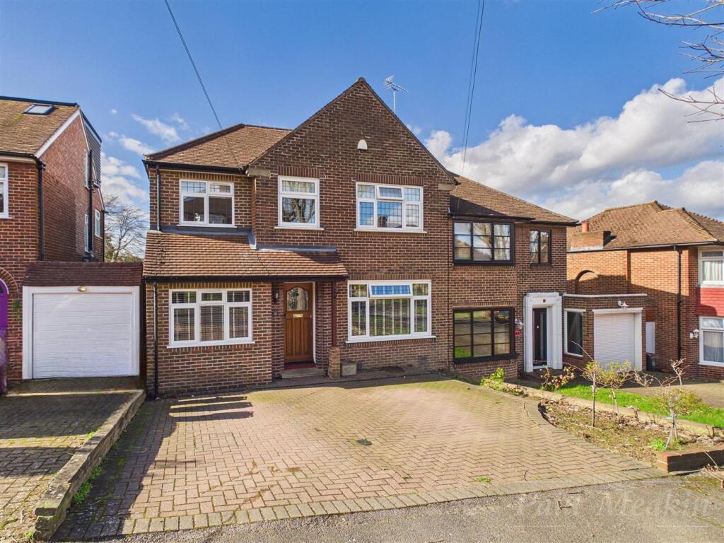 Main image of property: Eskdale Gardens, Purley