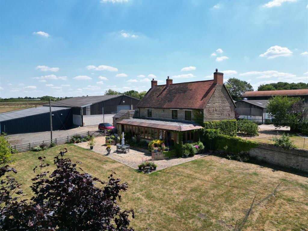 Hanslope Road, Hartwell - View 2