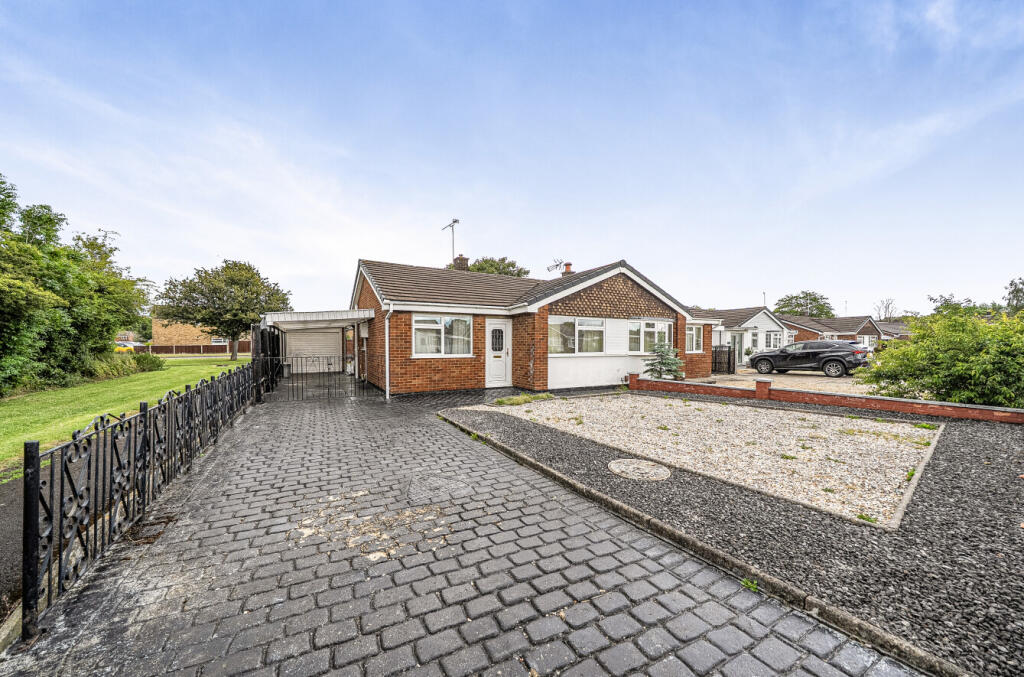 Main image of property: Passmore Close, Swindon, SN3
