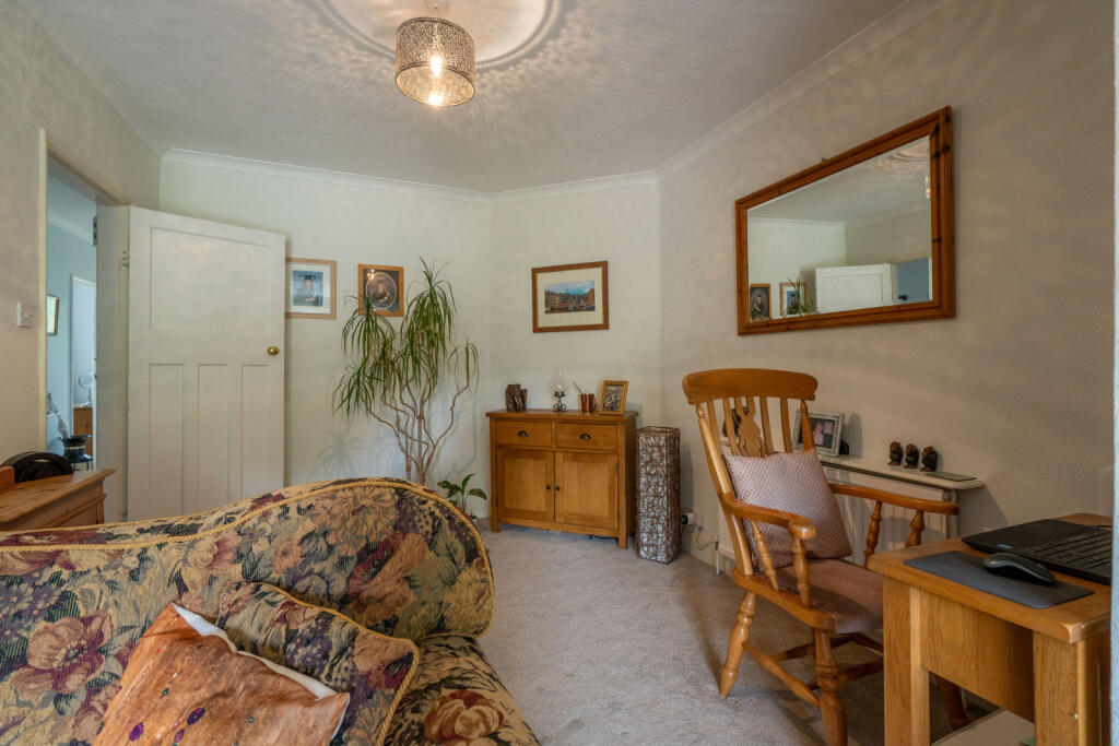 House in Ipswich - View 5