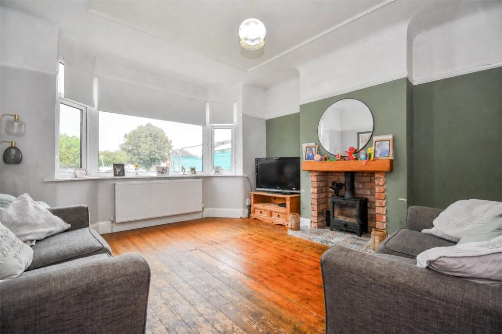 House in Greasby, Liverpool City Region - View 2