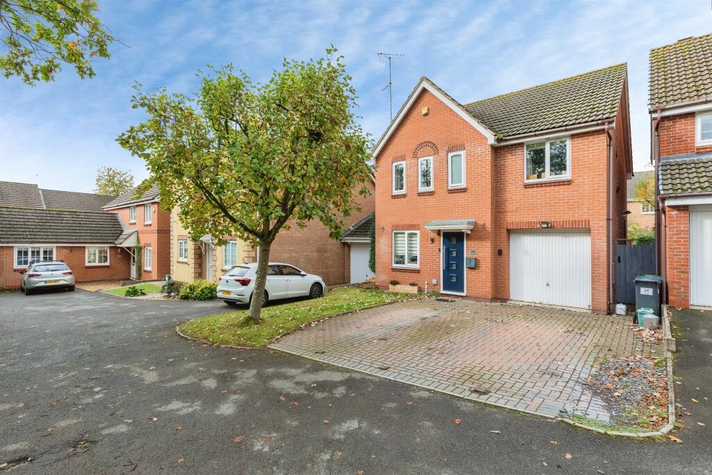 Main image of property: Admington Drive, Hatton Park, Warwick