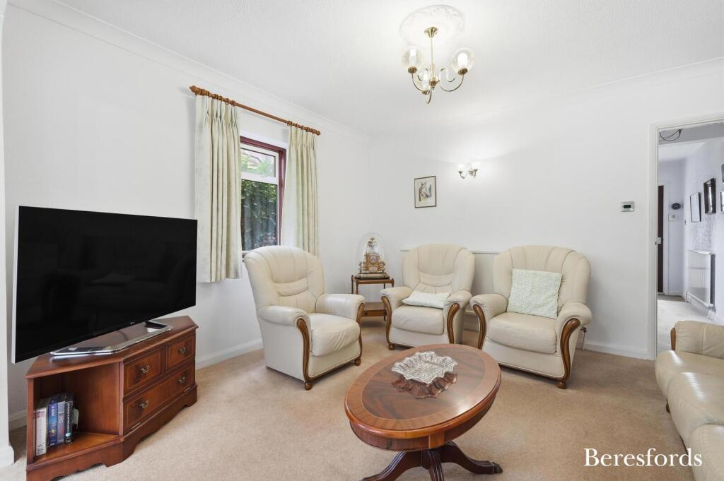 House in Brentwood, Doddinghurst - View 3