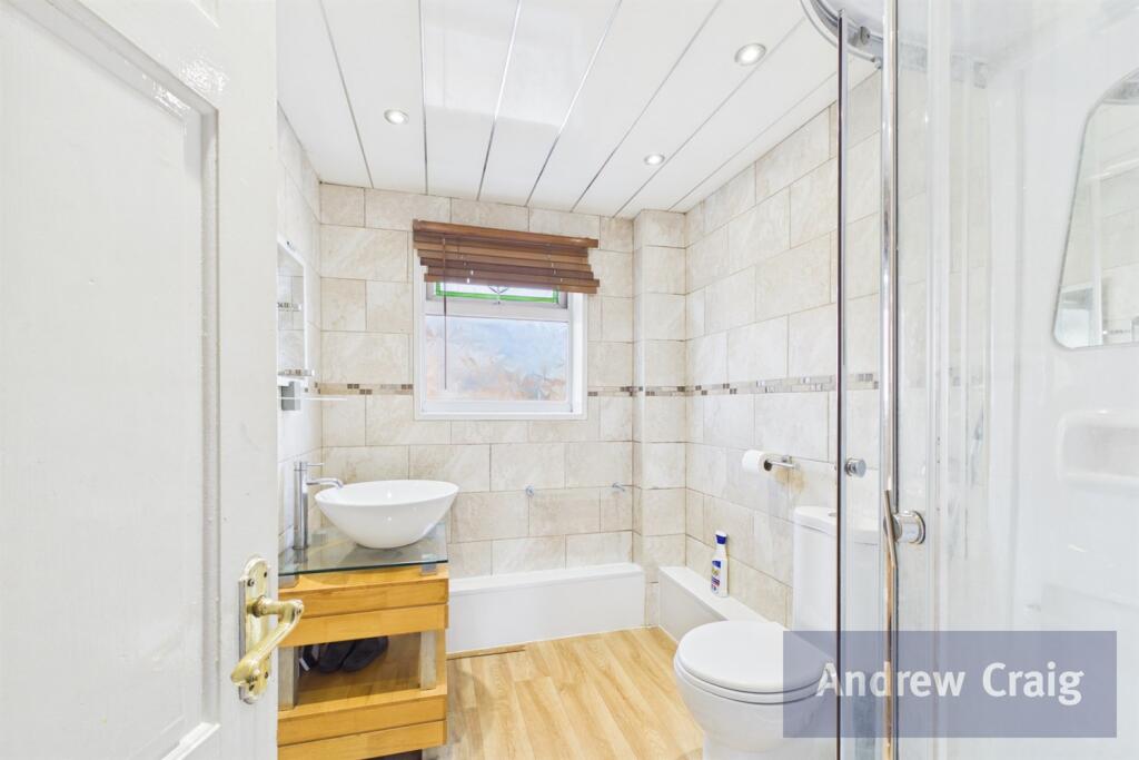 House in Newcastle upon Tyne - View 4