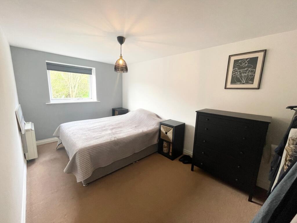 Apartment in Nottingham, Nottinghamshire - View 5