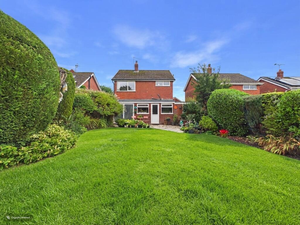 House in Stoke-on-Trent - View 3
