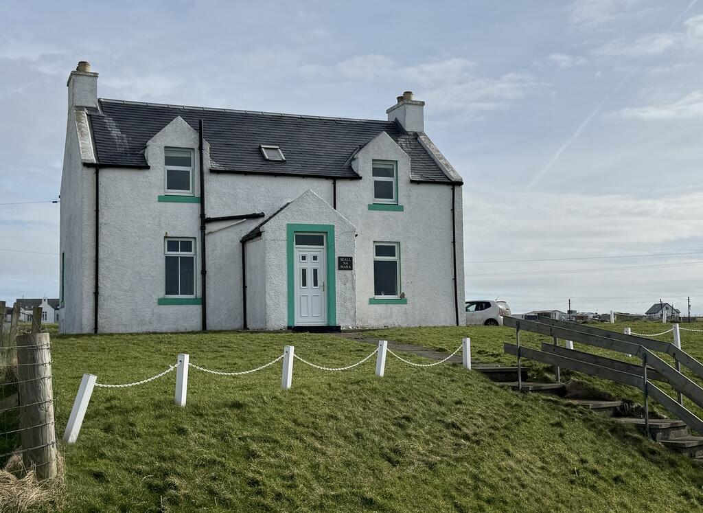 Main image of property: 3 Crown Street, Portnahaven