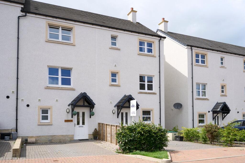 4-bed house on Stein Crescent, Stoneywood, Denny, FK6, £239,995