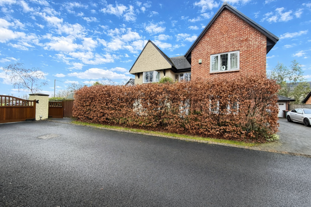 Main image of property: Silver Birches,  Grimsargh, PR2
