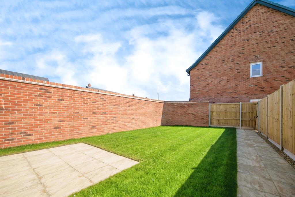 Anson Drive, Shotley Gate, Ipswich photo 2