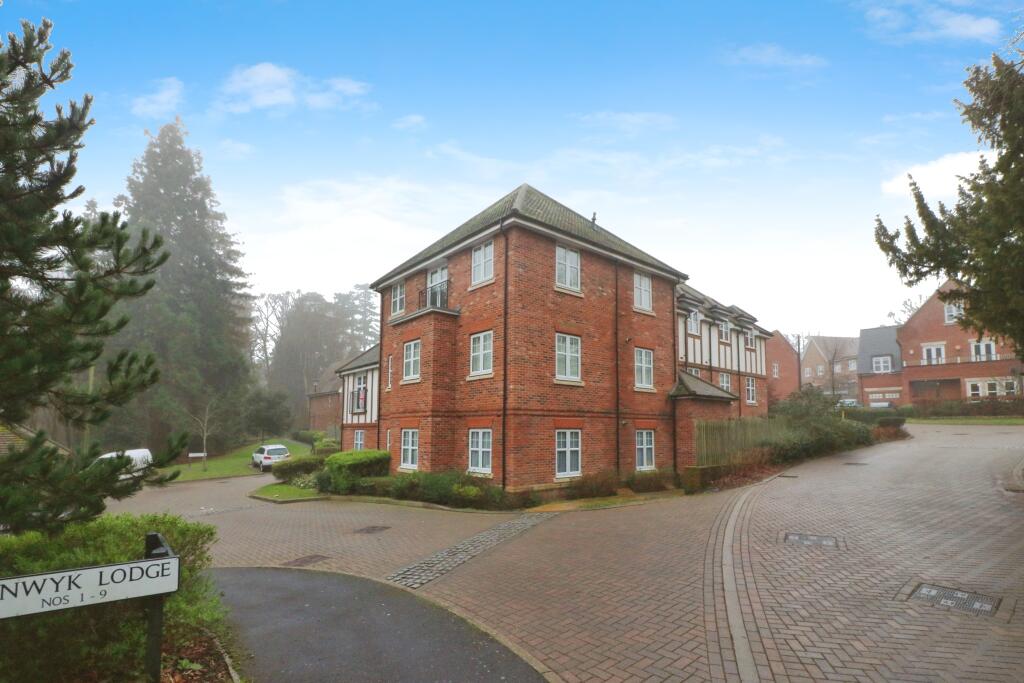 Main image of property: Henwyk Lodge, Welwyn, AL6