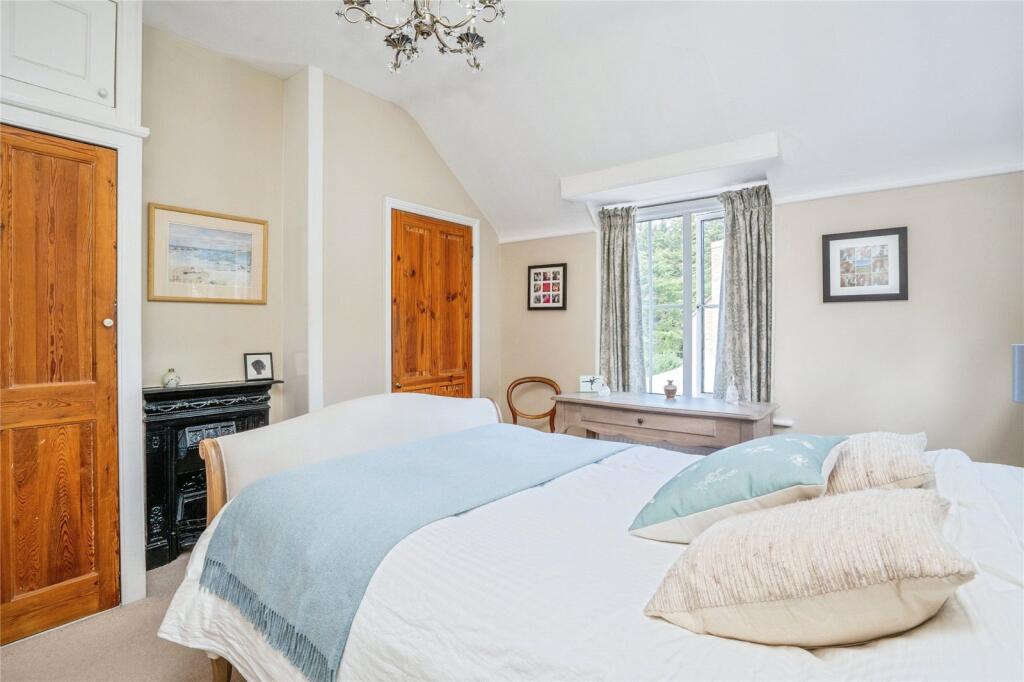 House in Southampton - View 5