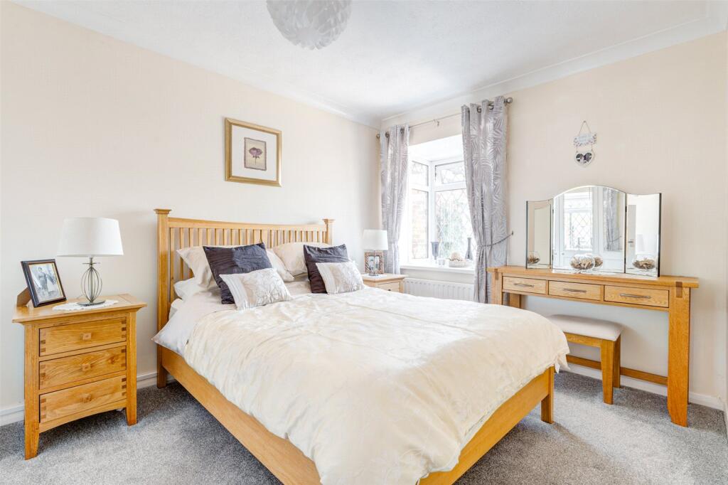 House in Arun, Rustington - More