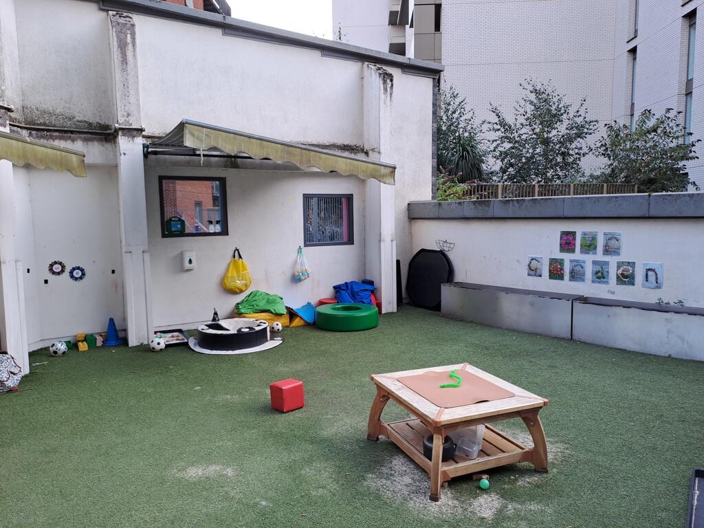 Photo 6