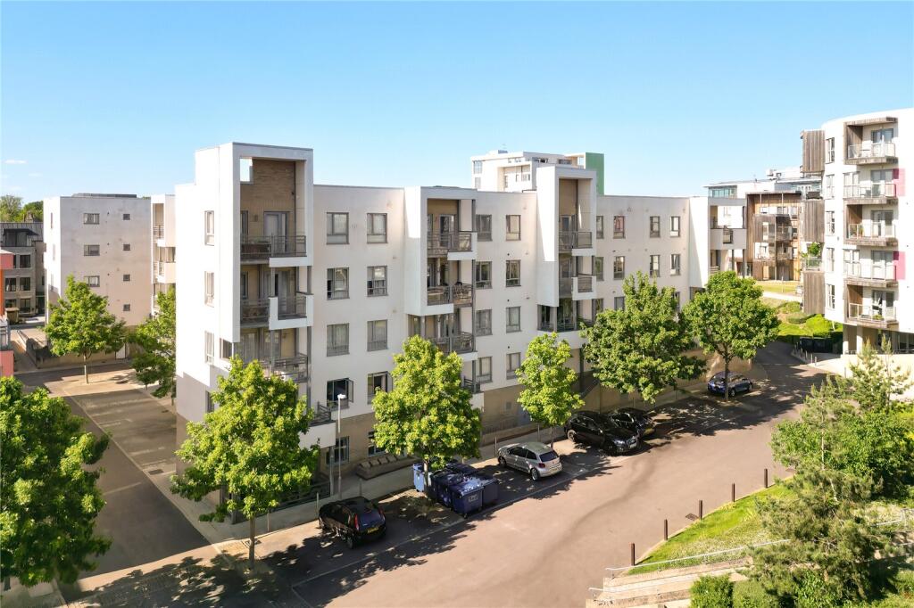 Main image of property: Glenalmond Avenue, Cambridge, Cambridgeshire