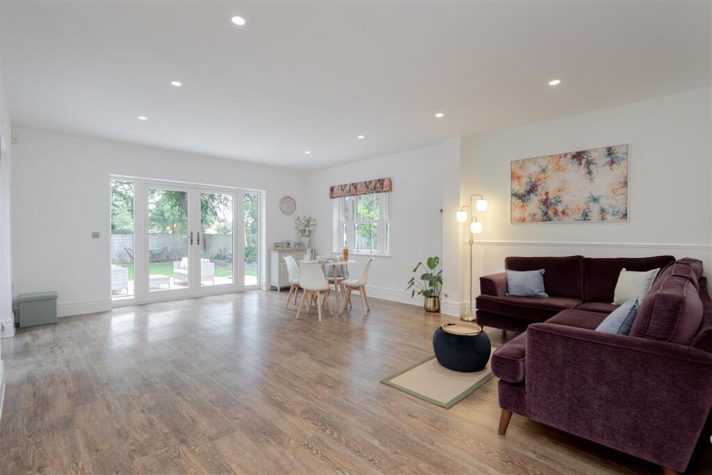 House in Peterborough - View 5