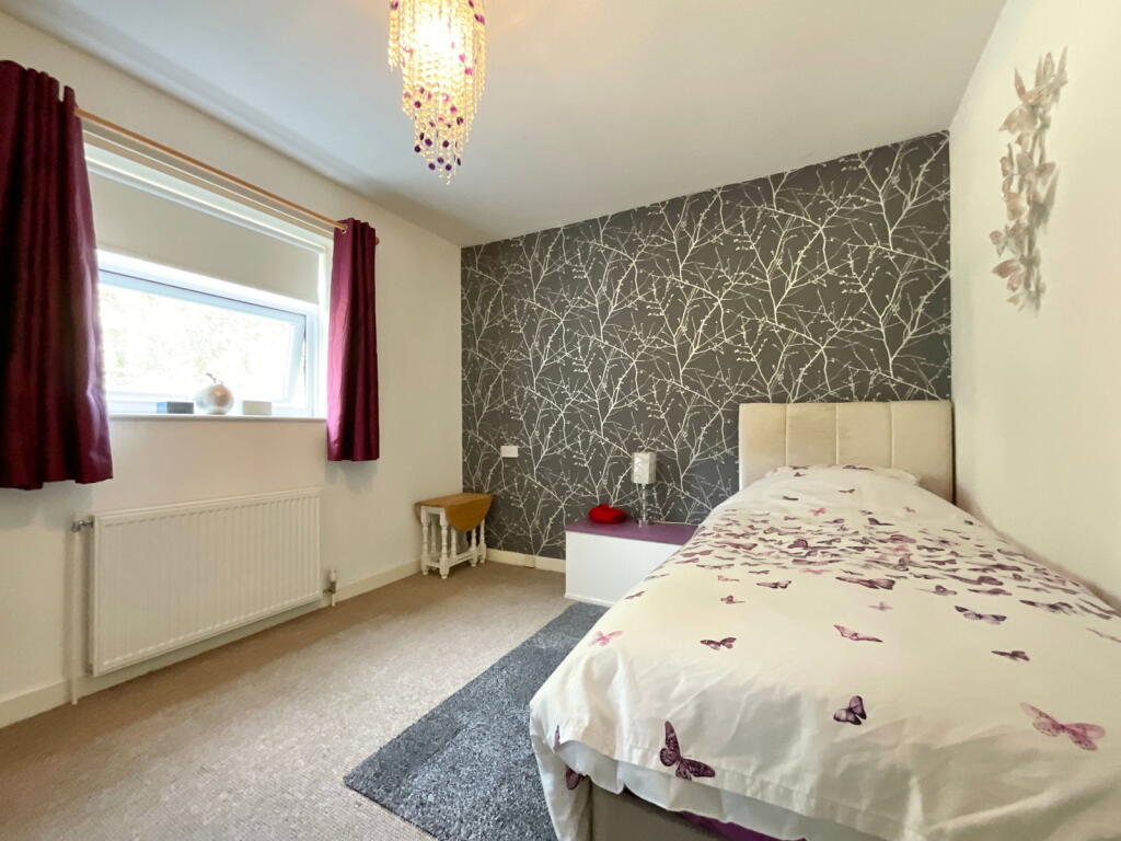 Apartment in Sefton, Meols Cop - More