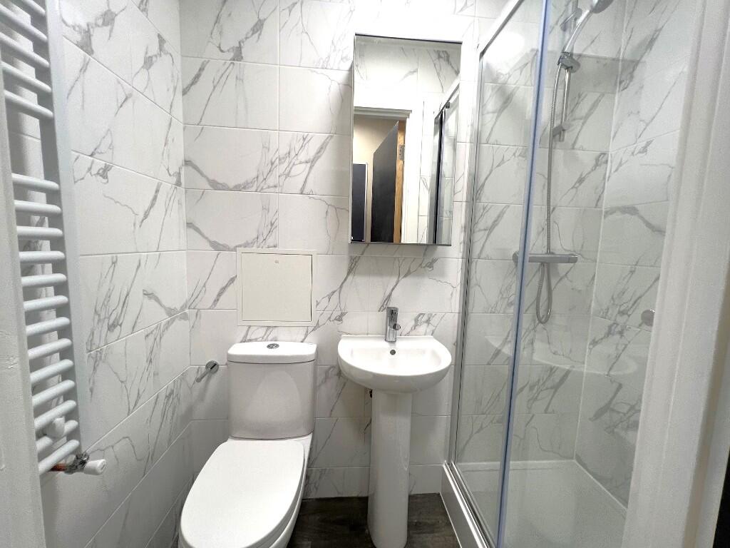 4 bedroom flat for rent