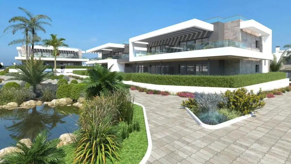 Main image of property: Valencia, Alicante, Torrevieja