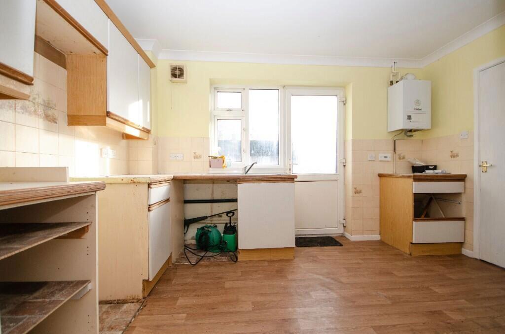 House in Southampton, Thornhill Park - View 5