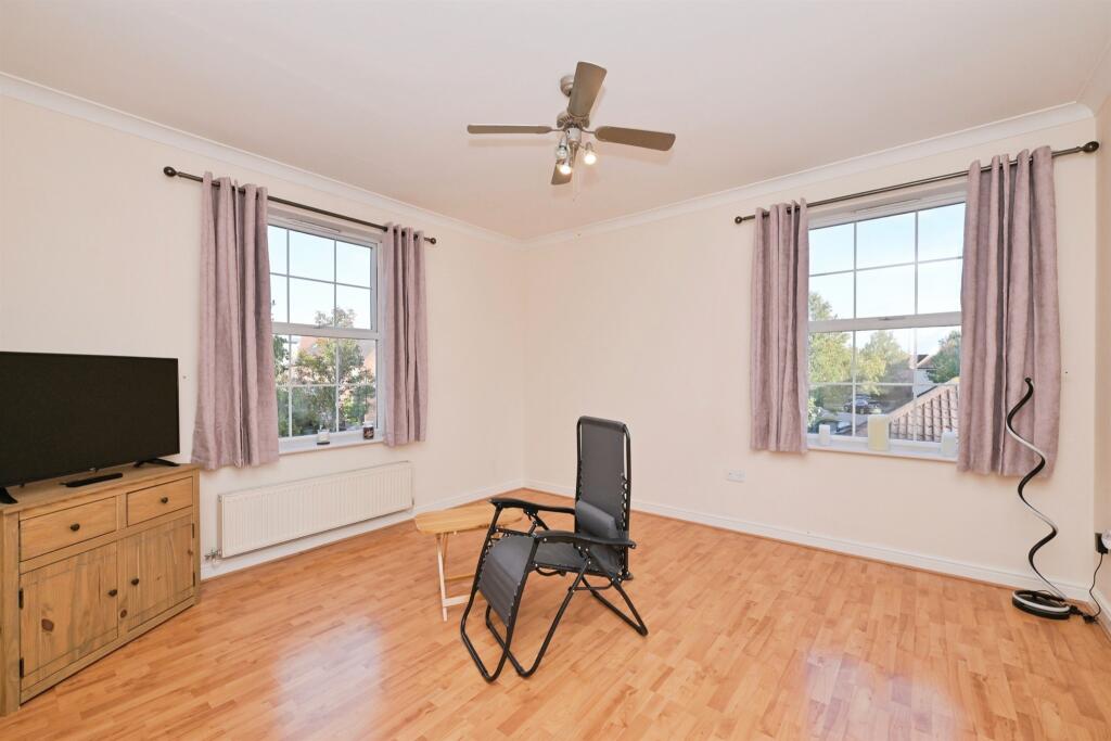 Apartment in Epping Forest, Waltham Abbey - View 4