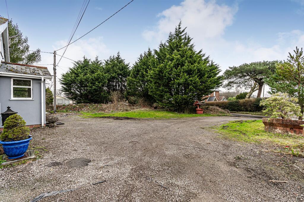 Gwaun Cottages, The Meadow, Llanharry, CF72 photo 4